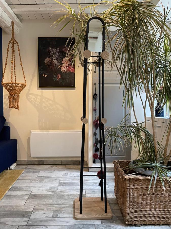 Bel Appartement Chic Et Cosy. Les Martres-de-Veyre Exterior foto